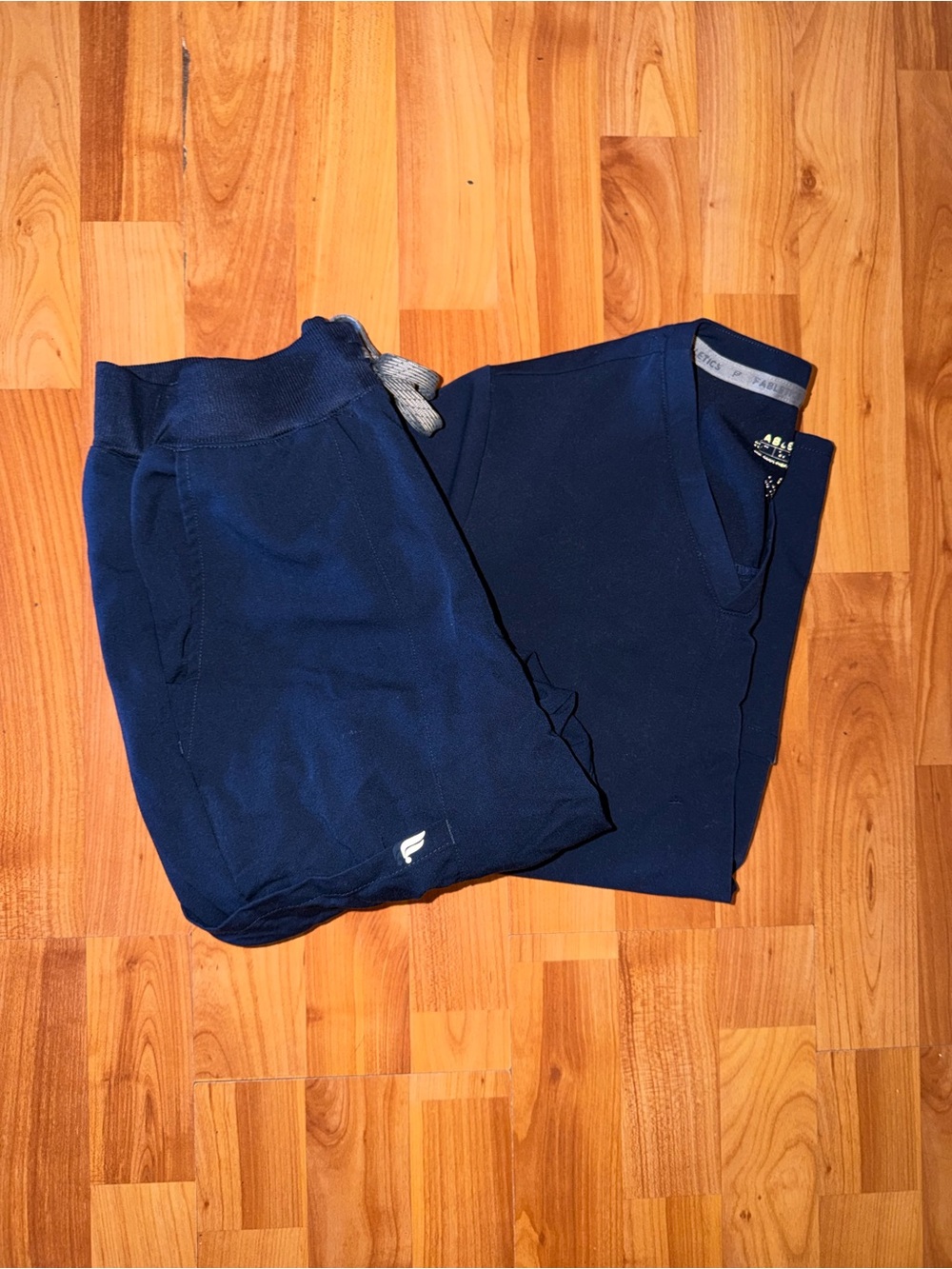 Fabletics Navy Blue Women’s Joggers & Top Set